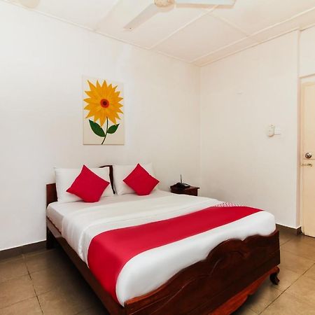 קולומבו Sea View Hotel מראה חיצוני תמונה