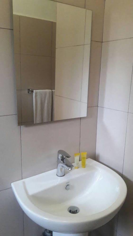 קולומבו Sea View Hotel מראה חיצוני תמונה